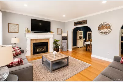 257 4th Street, Saint James, NY 11780 - Photo 6