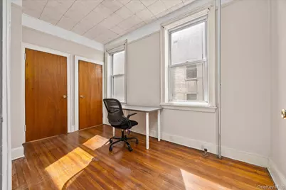 64-09 39 Avenue #43, Woodside, NY 11377 - Photo 8