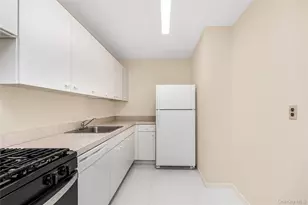 1155 Warburton Ave, Yonkers, NY 10701 - Photo 6