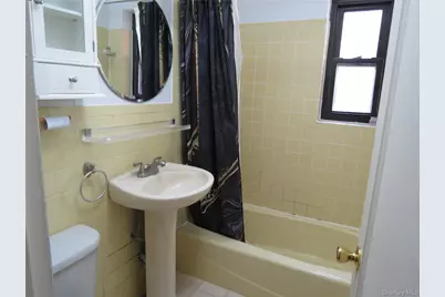 147-14 84th Road #2A, Briarwood, NY 11435 - Photo 20