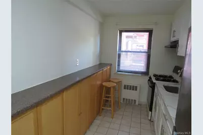 147-14 84th Road #2A, Briarwood, NY 11435 - Photo 12