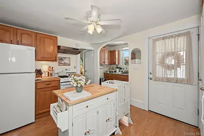 80 Leonard Street, Stamford, CT 06905 - Photo 10