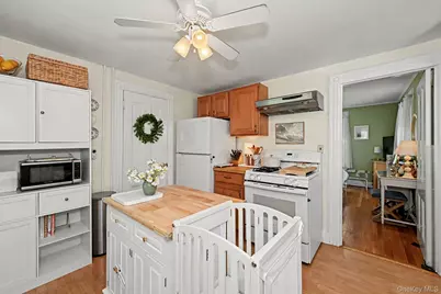 80 Leonard Street, Stamford, CT 06905 - Photo 12