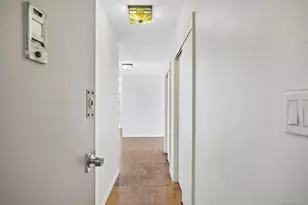 266 Pelham Rd, New Rochelle, NY 10805 - Photo 2