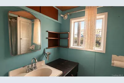 360 Beach 59th #A2, Arverne, NY 11692 - Photo 8