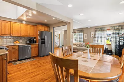 113 Duffy Place, West Islip, NY 11795 - Photo 10