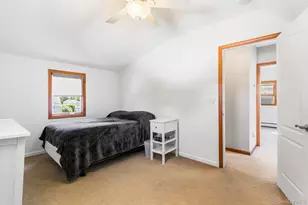 113 Duffy Pl, West Islip, NY 11795 - Photo 20