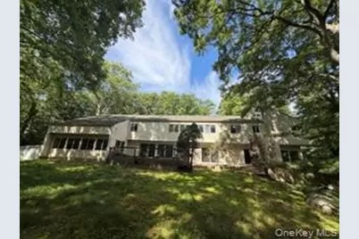 1117 Cedar Ridge Road, Oyster Bay, NY 11771 - Photo 2