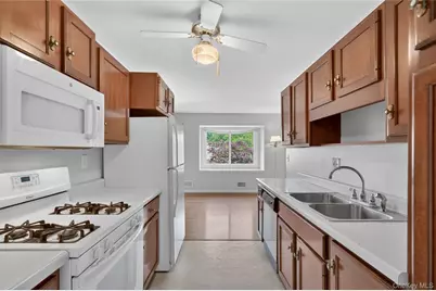 10 Squires Gate #I, Poughkeepsie, NY 12603 - Photo 10