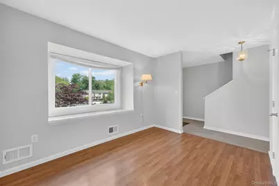 10 Squires Gate #I, Poughkeepsie, NY 12603 - Photo 6