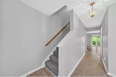 10 Squires Gate #I, Poughkeepsie, NY 12603 - Photo 4