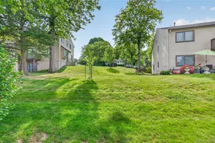 10 Squires Gate, Poughkeepsie, NY 12603 - Photo 30