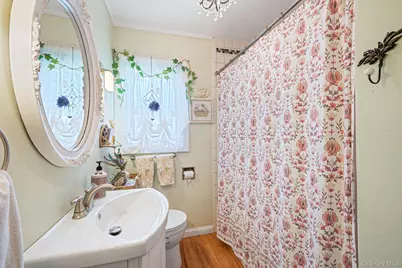 58 Royal Avenue, Flanders, NY 11901 - Photo 16