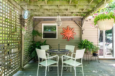 58 Royal Avenue, Flanders, NY 11901 - Photo 18