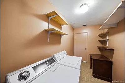 96 Fulton Boulevard, Commack, NY 11725 - Photo 18