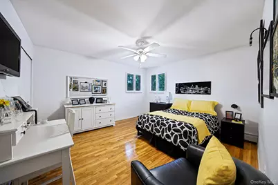 96 Fulton Boulevard, Commack, NY 11725 - Photo 30