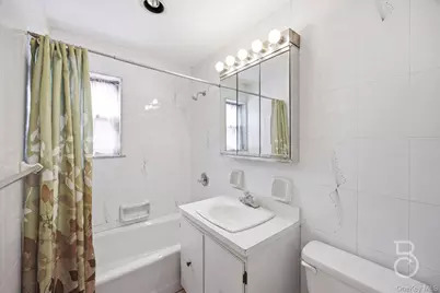21-08 Ditmars Boulevard, Astoria, NY 11105 - Photo 14