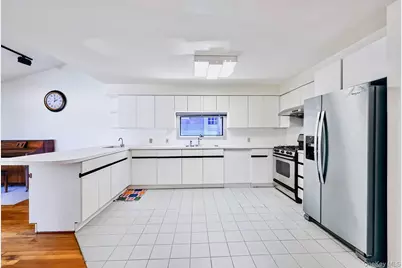 3325 149th Place, Flushing, NY 11354 - Photo 14
