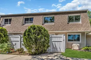 206 Storm Dr, Holtsville, NY 11742 - Photo 4