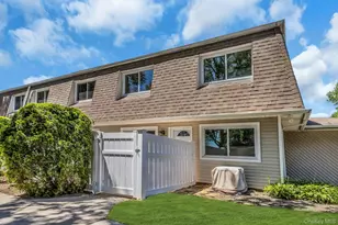 206 Storm Dr, Holtsville, NY 11742 - Photo 2