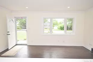 16 Lincoln Dr, Oakdale, NY 11769 - Photo 10