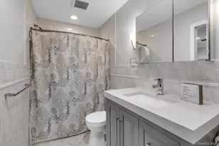 10 Elf Ct, Bohemia, NY 11716 - Photo 16