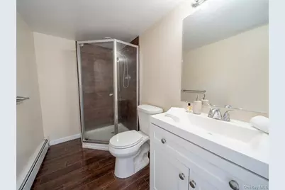 643 Midvale Avenue, East Meadow, NY 11554 - Photo 6