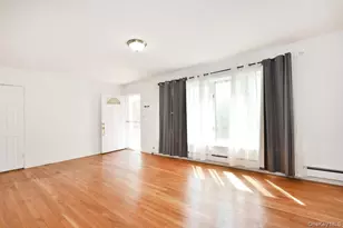 88-05 Winchester Blvd, Queens Village, NY 11427 - Photo 4