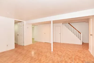 88-05 Winchester Boulevard, Queens Village, NY 11427 - Photo 28