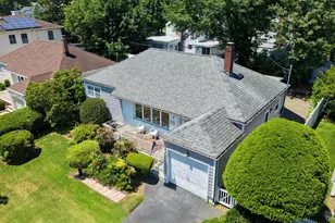 14 Webb Hill Rd, Great Neck, NY 11020 - Photo 2