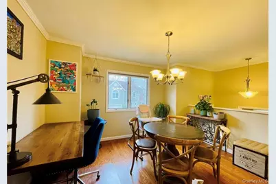 301 Kensington Way, Mount Kisco, NY 10549 - Photo 8