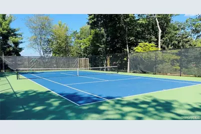 301 Kensington Way, Mount Kisco, NY 10549 - Photo 24