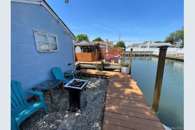 812 S 6th Street, Lindenhurst, NY 11757 - Photo 16