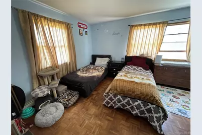 812 S 6th Street, Lindenhurst, NY 11757 - Photo 12