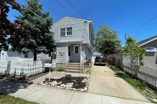 812 S 6th St, Lindenhurst, NY 11757 - Photo 22