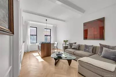 18 W 70 Street #9-H, New York, NY 11023 - Photo 4