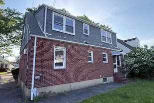 38 Pearl St, New Hyde Park, NY 11040 - Photo 6