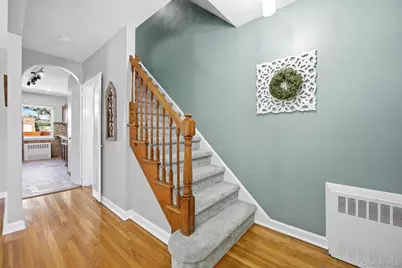 20309 48th Avenue, Bayside, NY 11364 - Photo 4