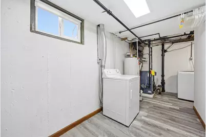 20309 48th Avenue, Bayside, NY 11364 - Photo 22