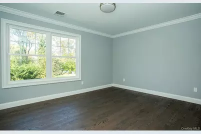 28 Fern Drive E, Jericho, NY 11753 - Photo 6