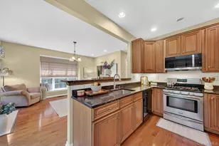 801 Huntington Dr, Fishkill, NY 12524 - Photo 14