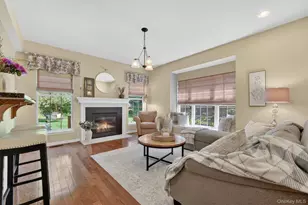 801 Huntington Dr, Fishkill, NY 12524 - Photo 8