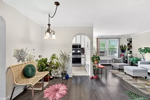 13 Winchester Ave, Yonkers, NY 10710 - Photo 16
