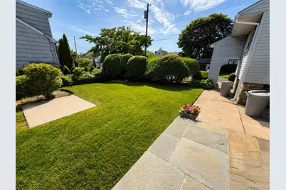 118 Gaylor Road, Scarsdale, NY 10583 - Photo 4