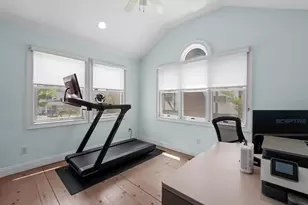 59 Franklin Pl, Great Neck, NY 11023 - Photo 18