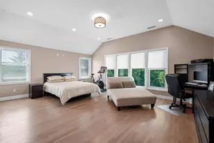 59 Franklin Pl, Great Neck, NY 11023 - Photo 20