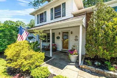 15 Wood Drive, Oyster Bay, NY 11771 - Photo 4