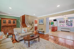 15 Wood Dr, Oyster Bay, NY 11771 - Photo 6