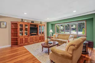 15 Wood Dr, Oyster Bay, NY 11771 - Photo 8