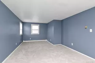 32 Jersey St, Hicksville, NY 11801 - Photo 12